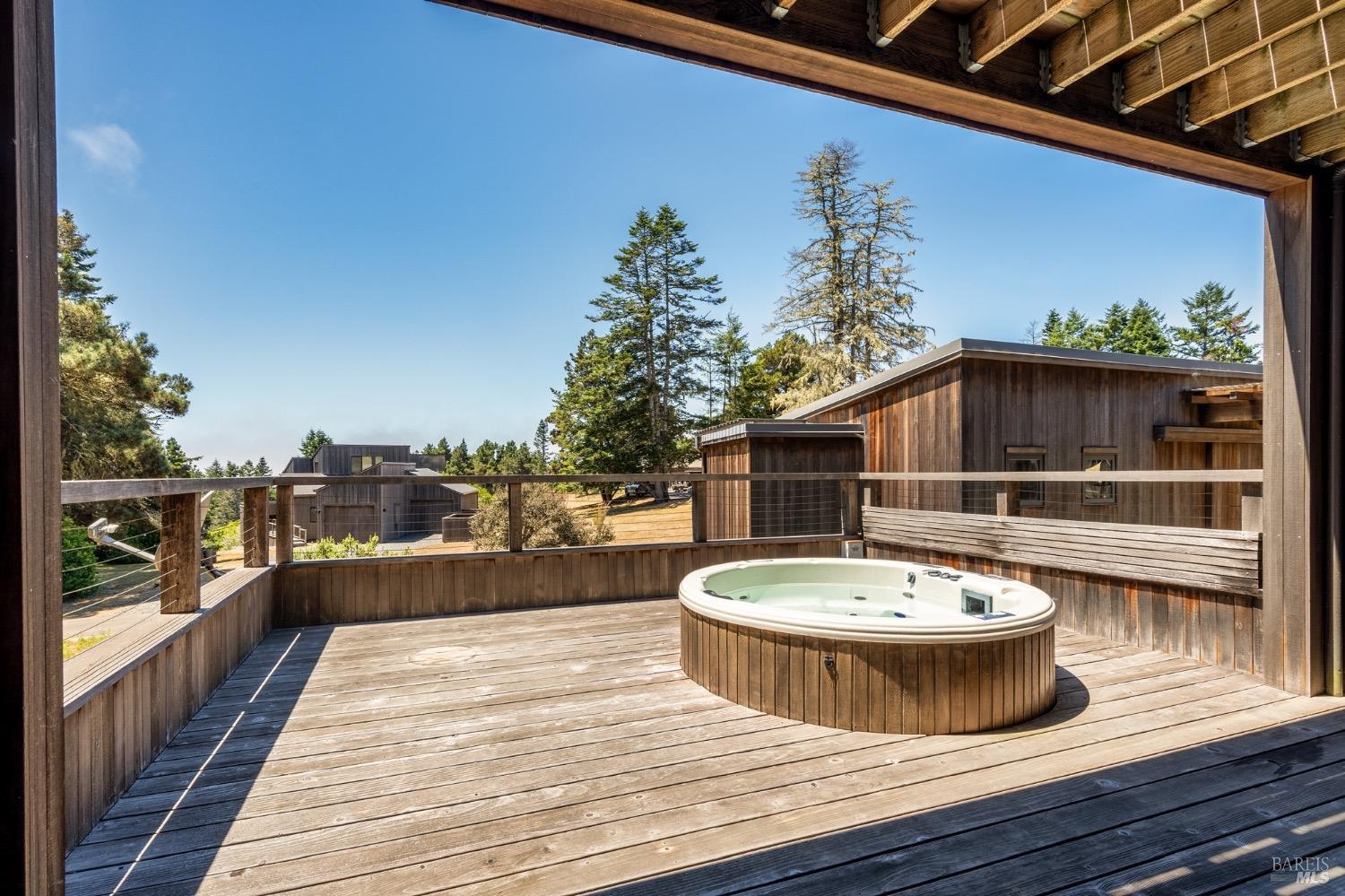 350 Conifer Close Rd