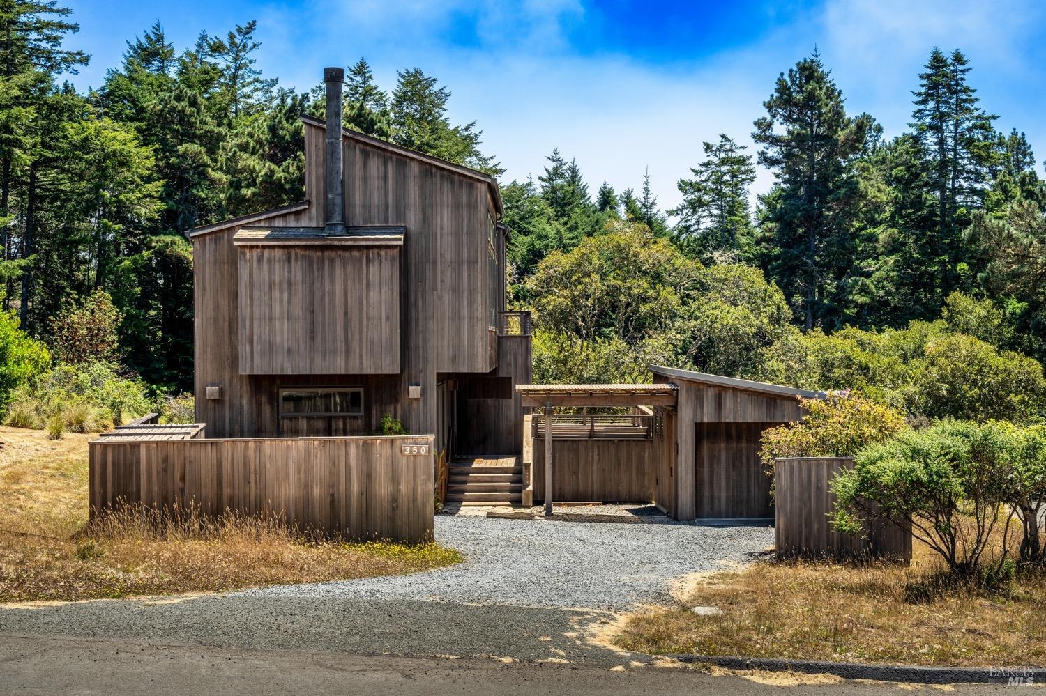 350 Conifer Close Rd