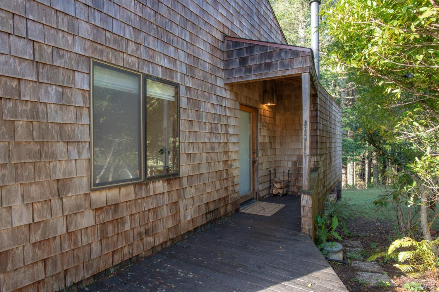 354 Madrone Mdw