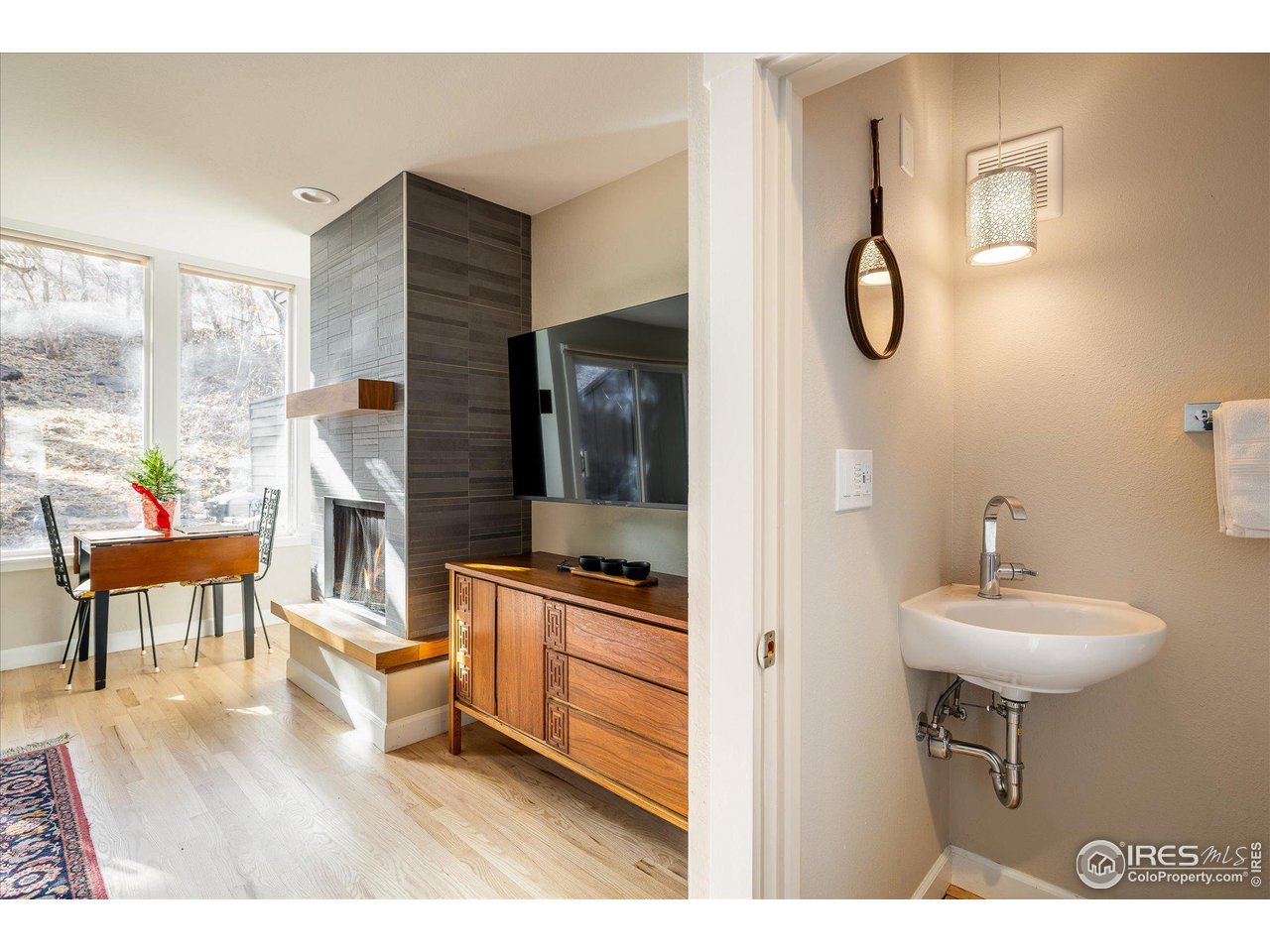 350 Arapahoe Ave 6