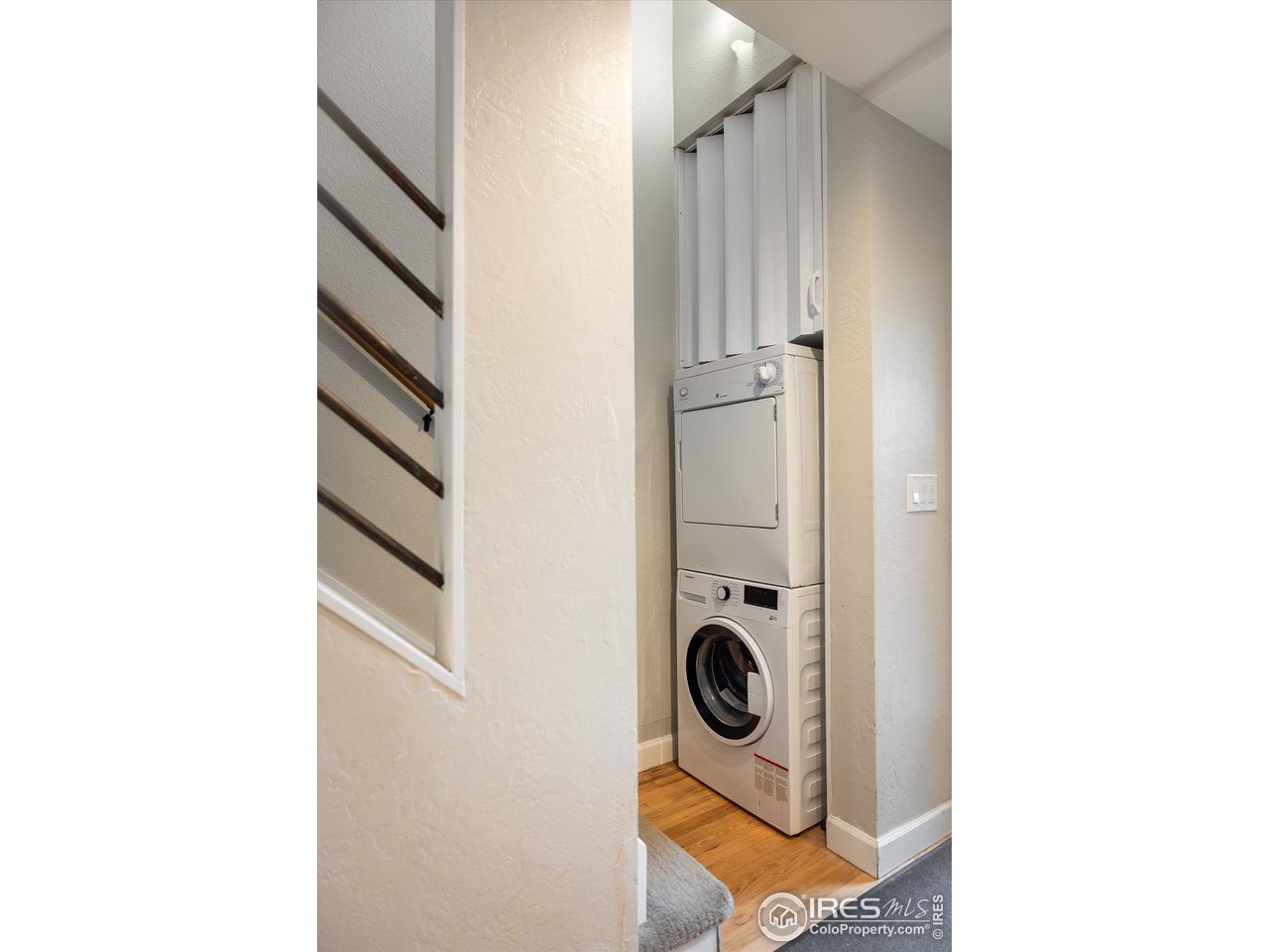 350 Arapahoe Ave 6