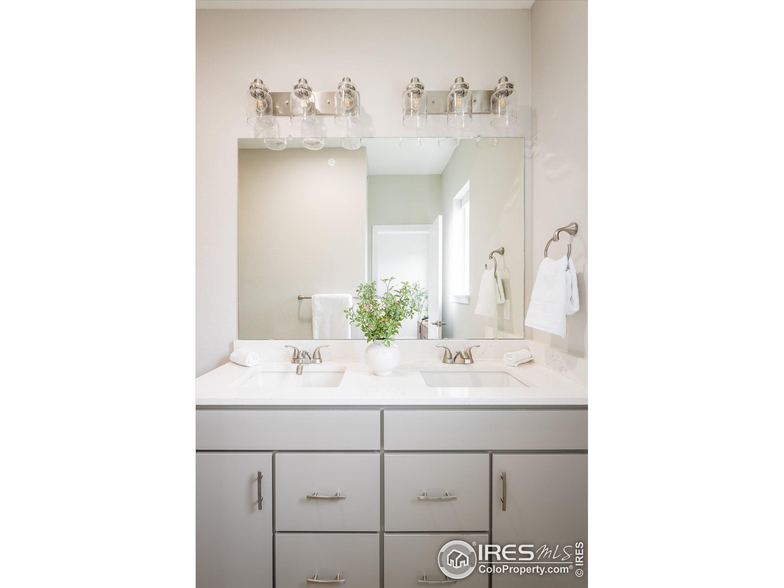 627 Discovery Pkwy