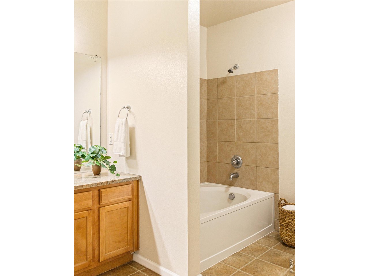 2900 Blue Sky Cir 5-306