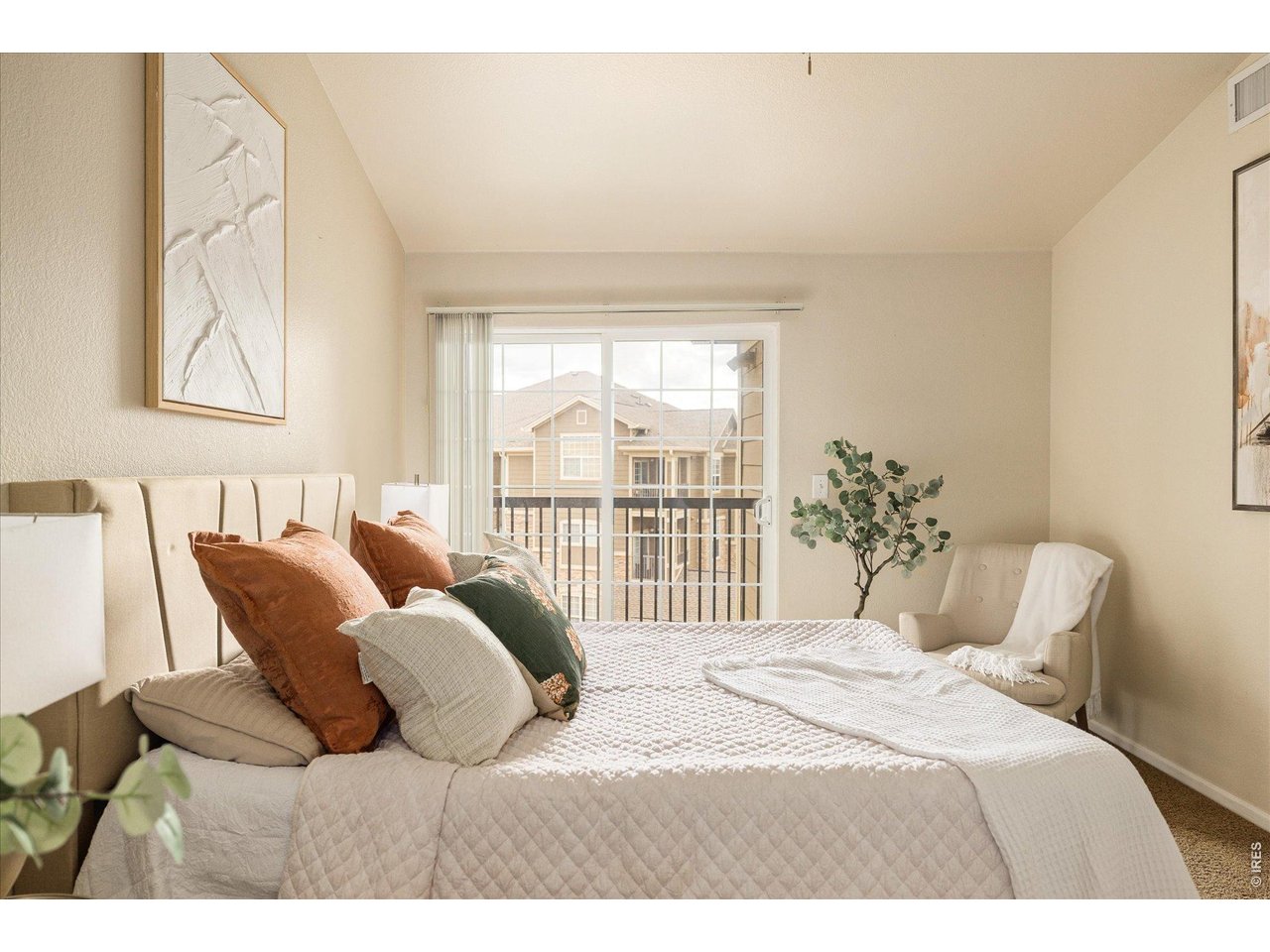 2900 Blue Sky Cir 5-306