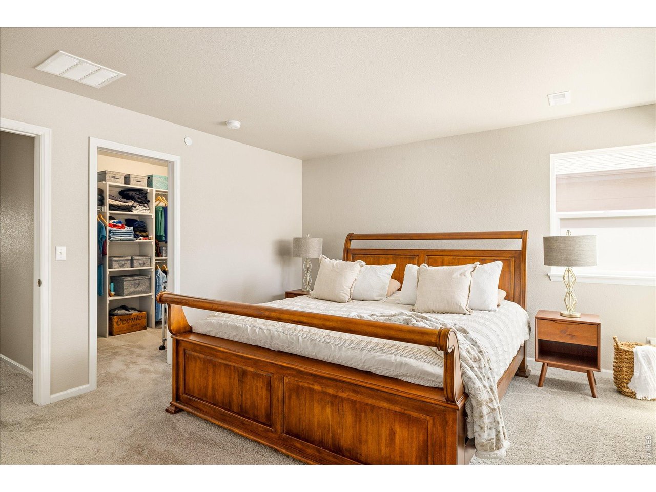 8813 Osceola St
