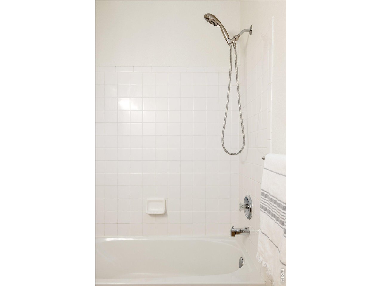 674 Poppy Pl
