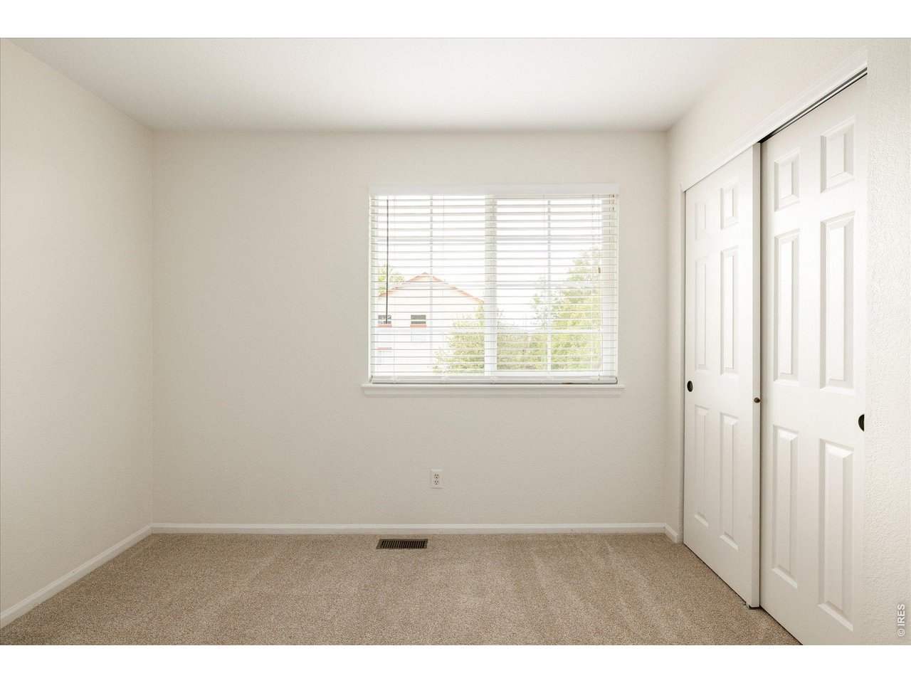 674 Poppy Pl