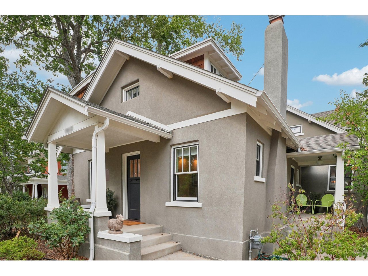 1013 Mapleton Ave
