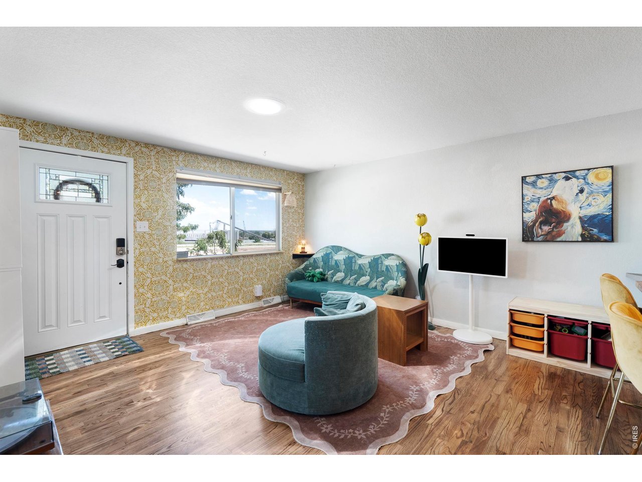 8441 Devonshire Blvd