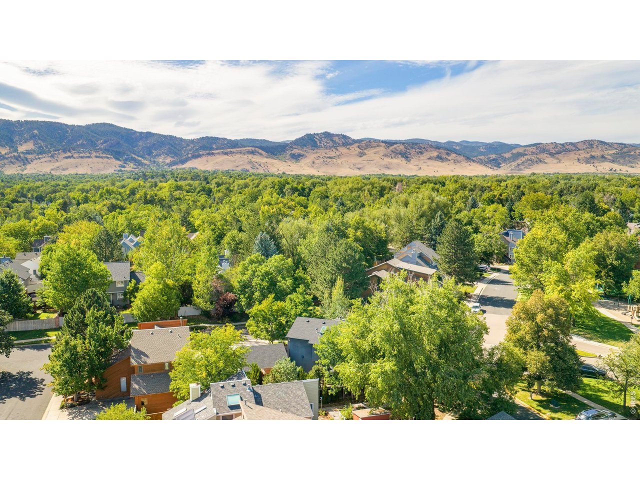 2748 Winding Trail Dr