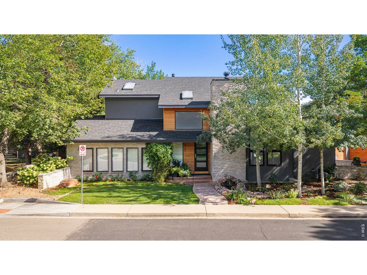 2748 Winding Trail Dr
