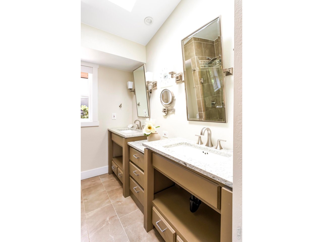 2748 Winding Trail Dr