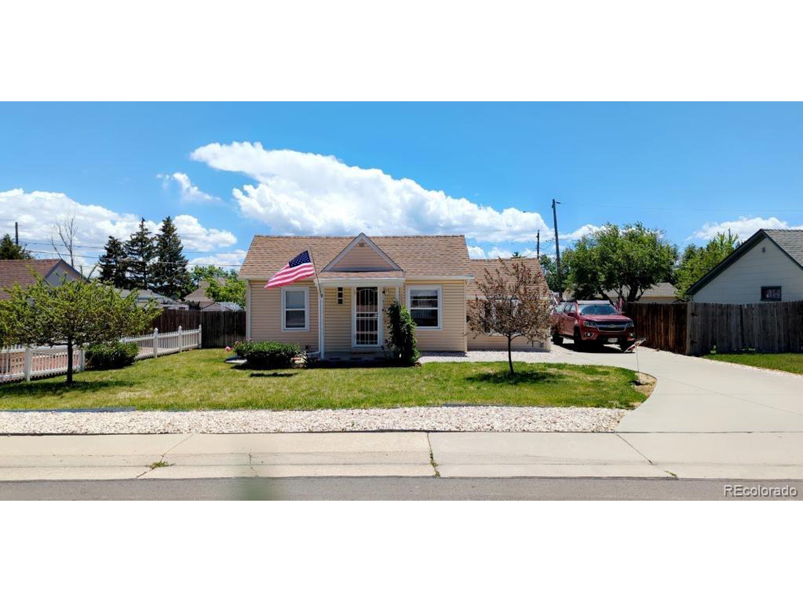3628 W 77th Ave