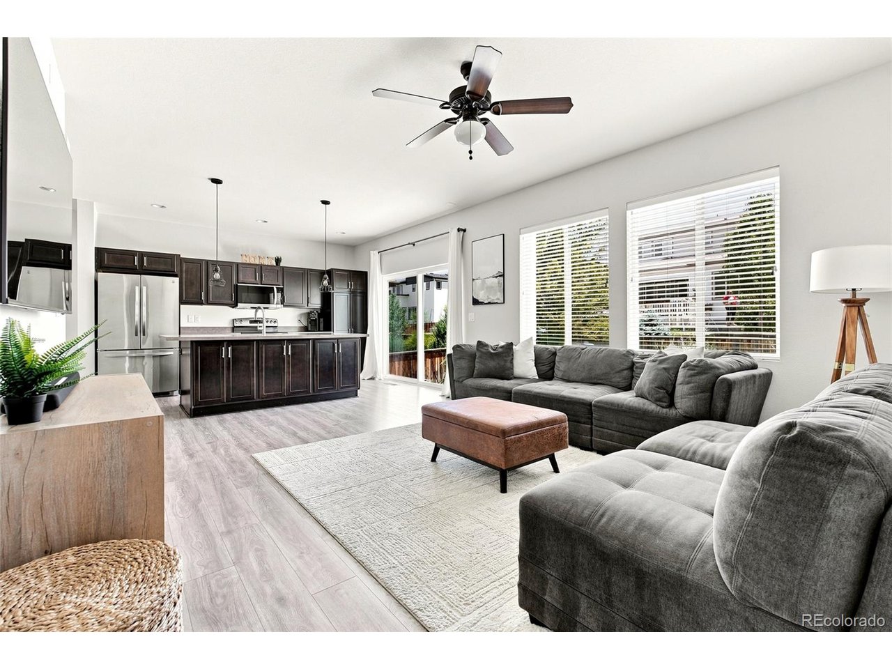10850 Richfield Cir