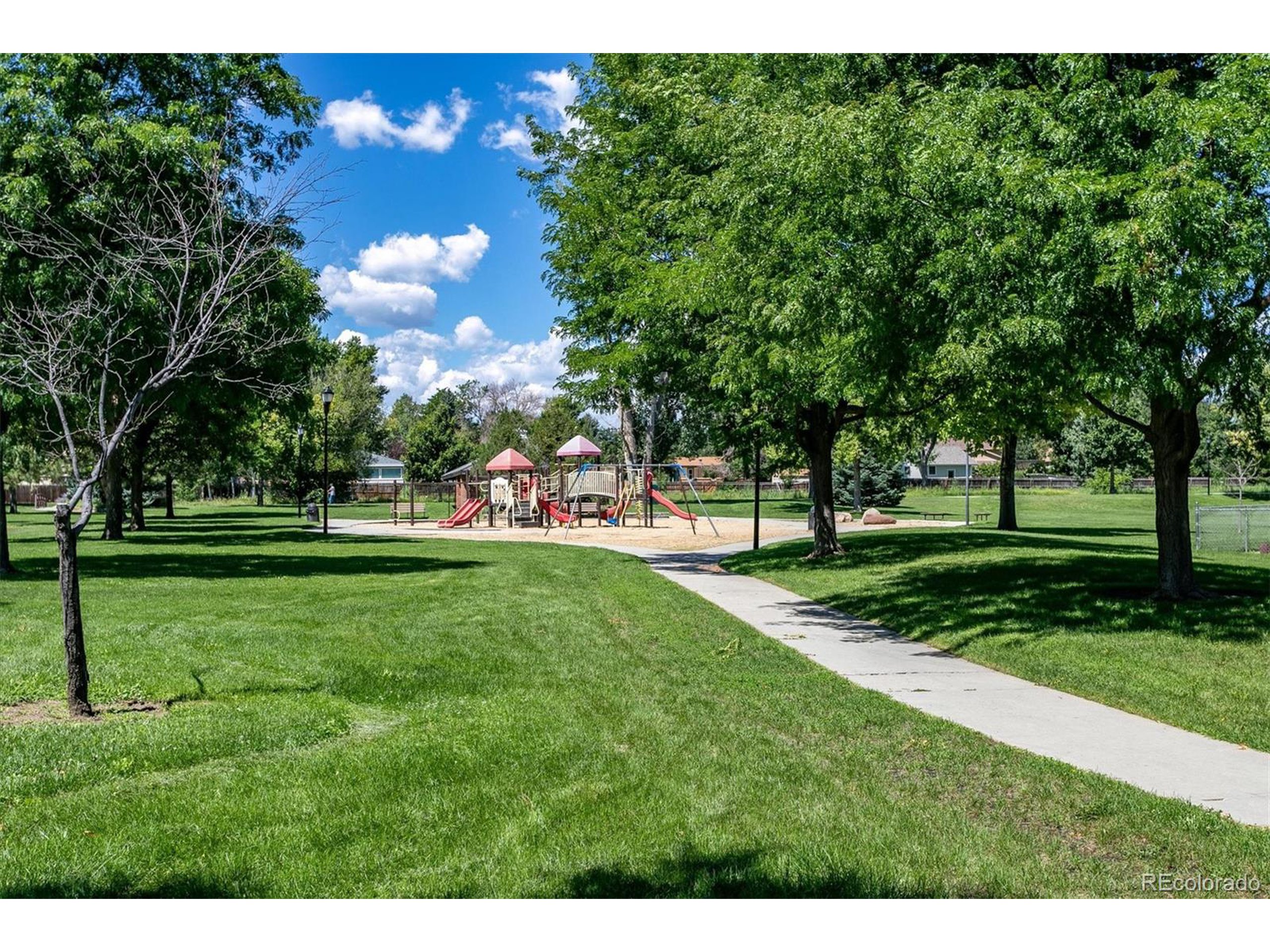 1333 Charles Dr 10