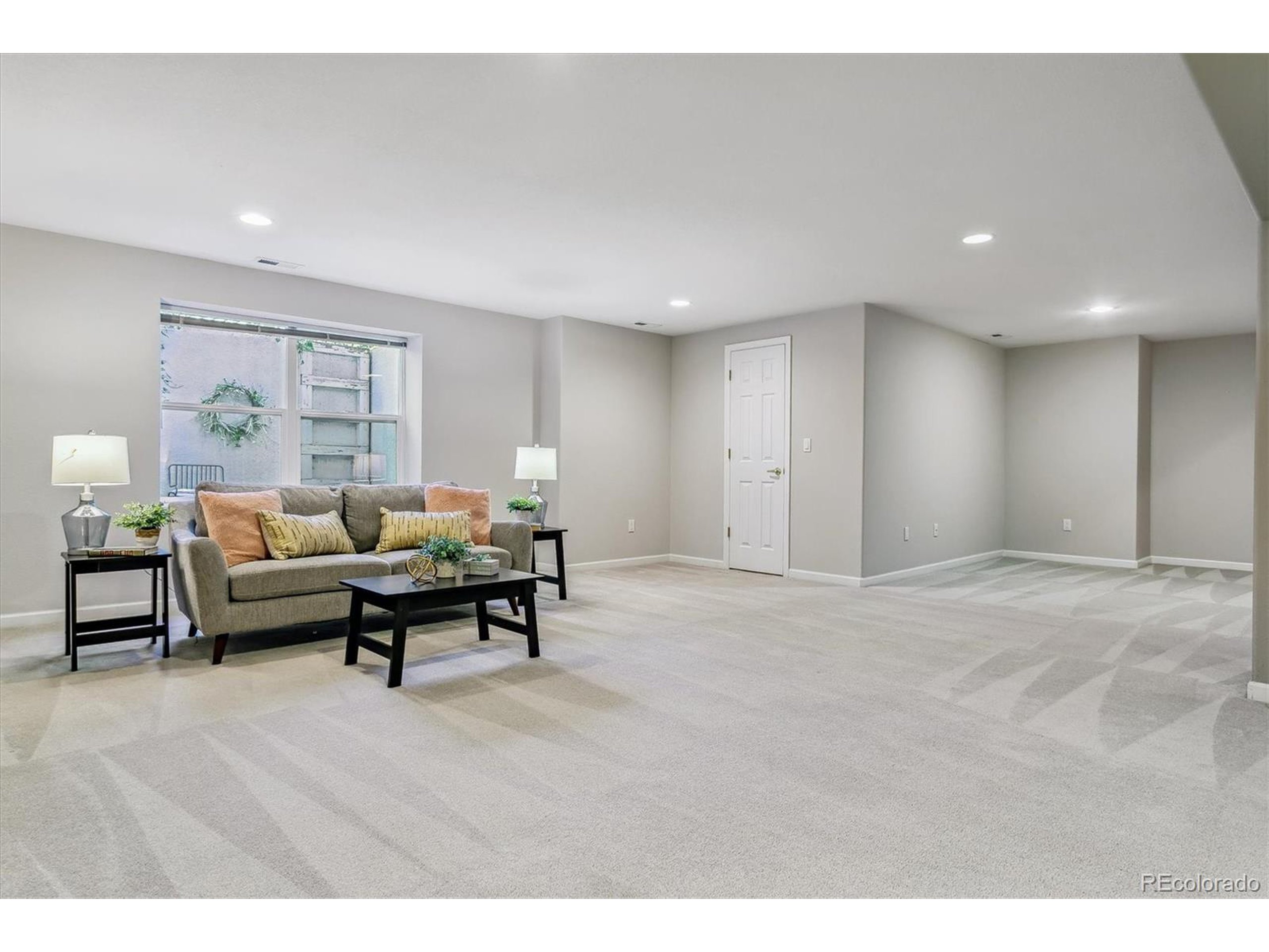 1333 Charles Dr 10