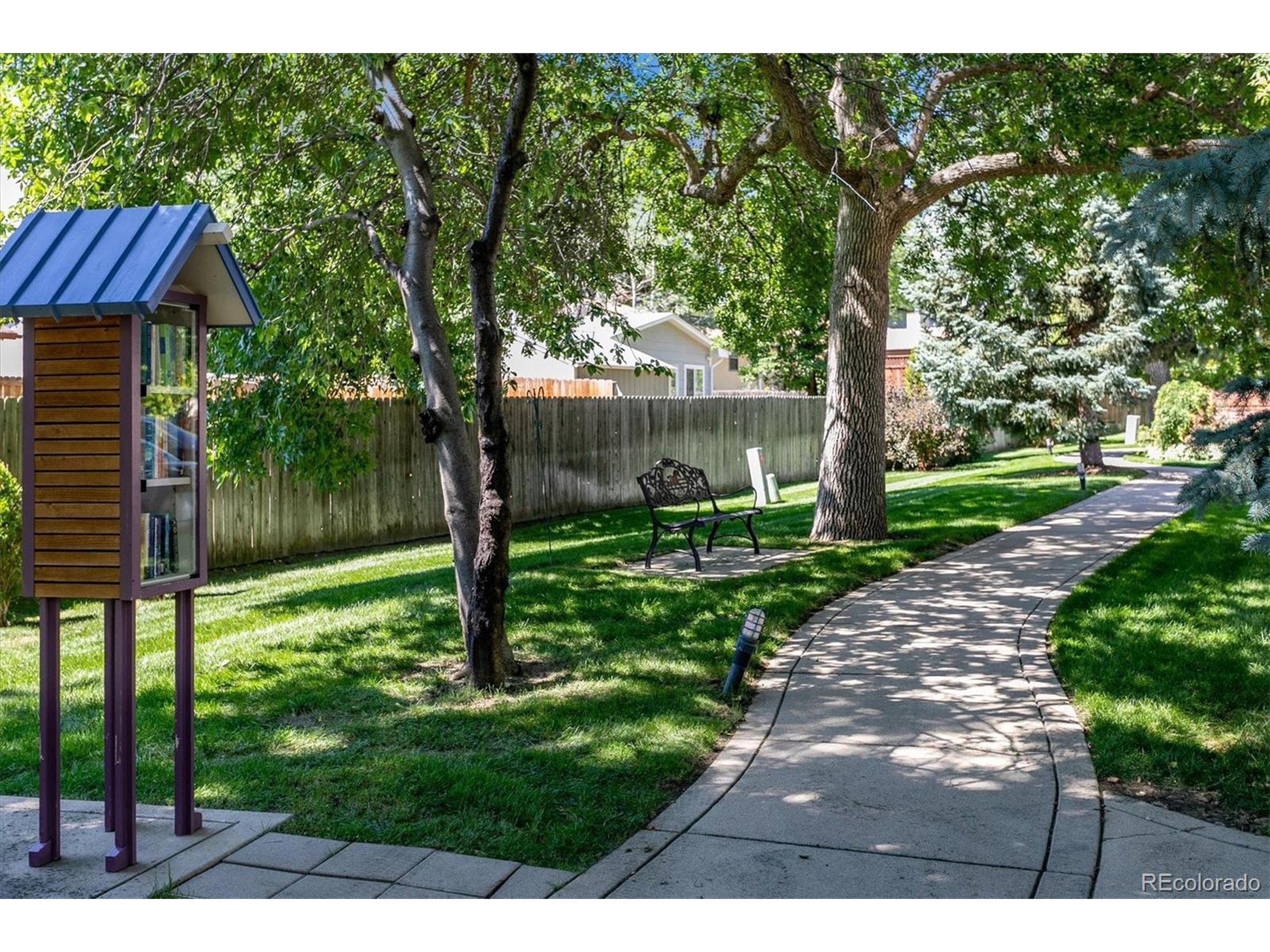 1333 Charles Dr 10