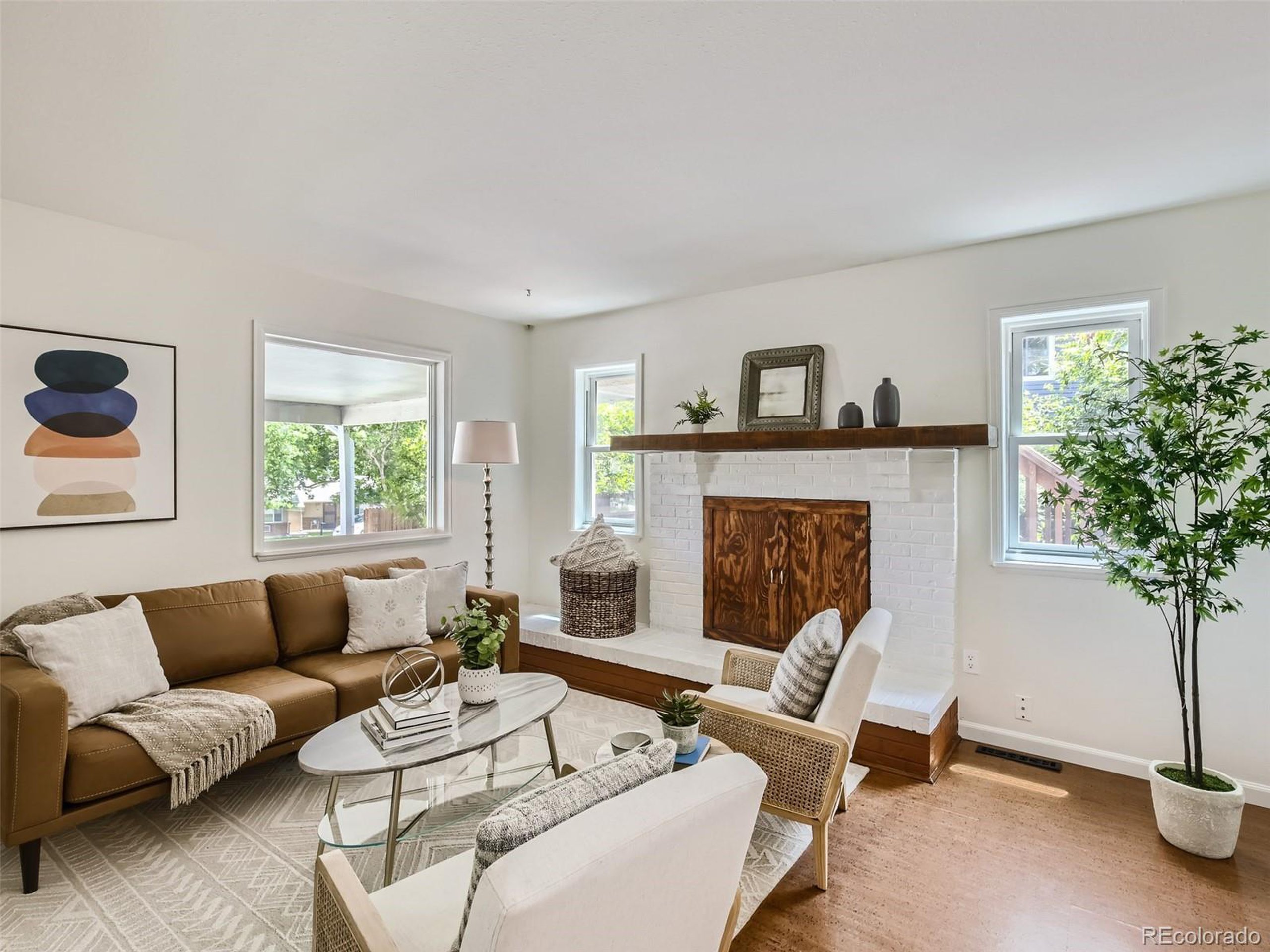 332 S Carr Ave
