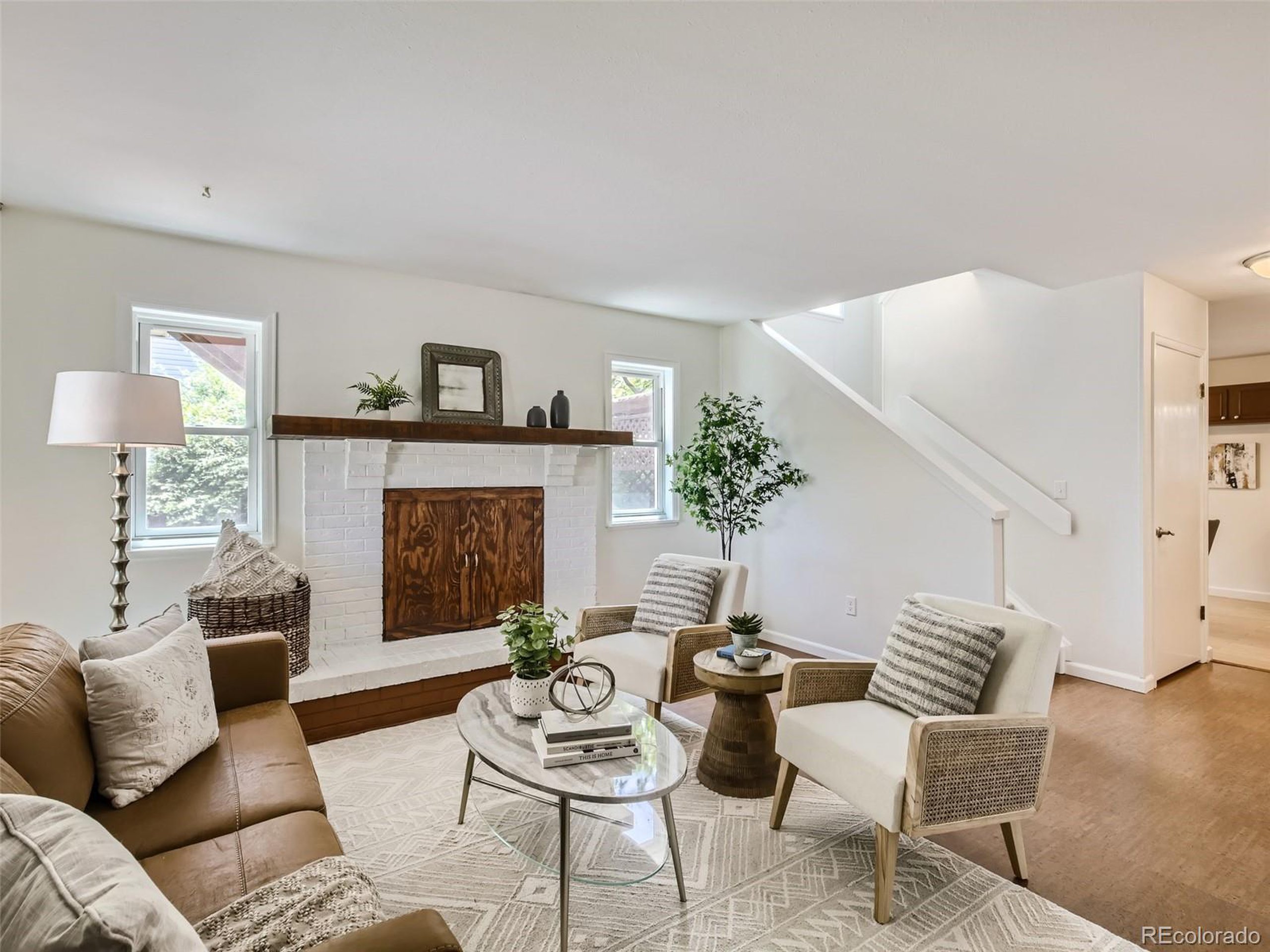 332 S Carr Ave