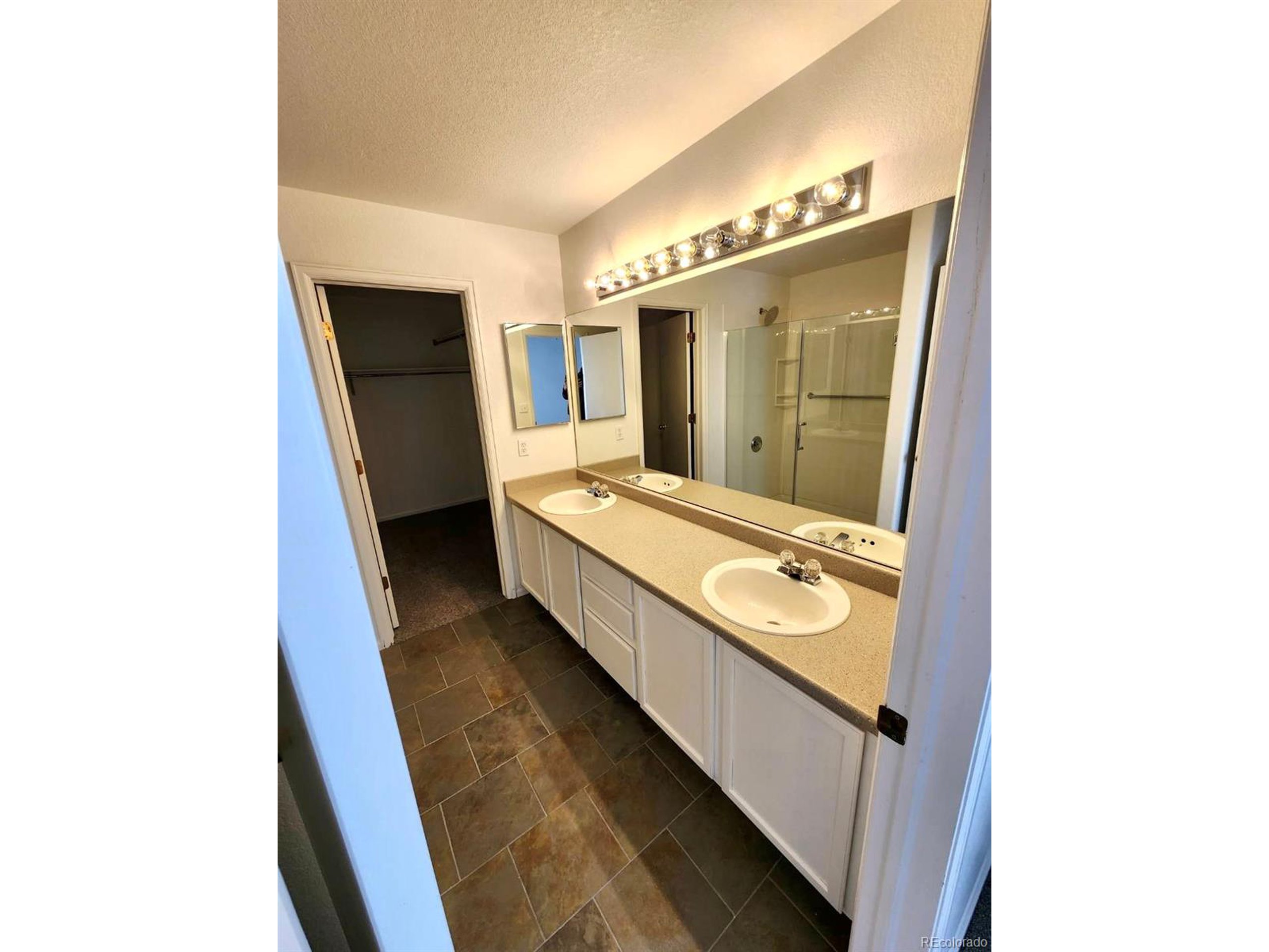 1329 Red Mountain Dr
