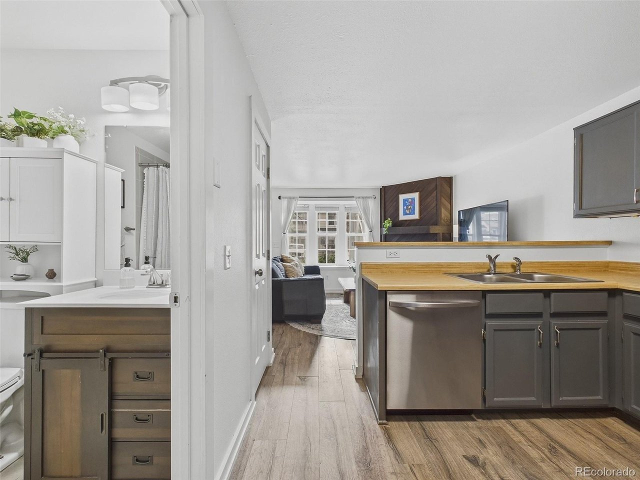 3062 W 107th Pl F