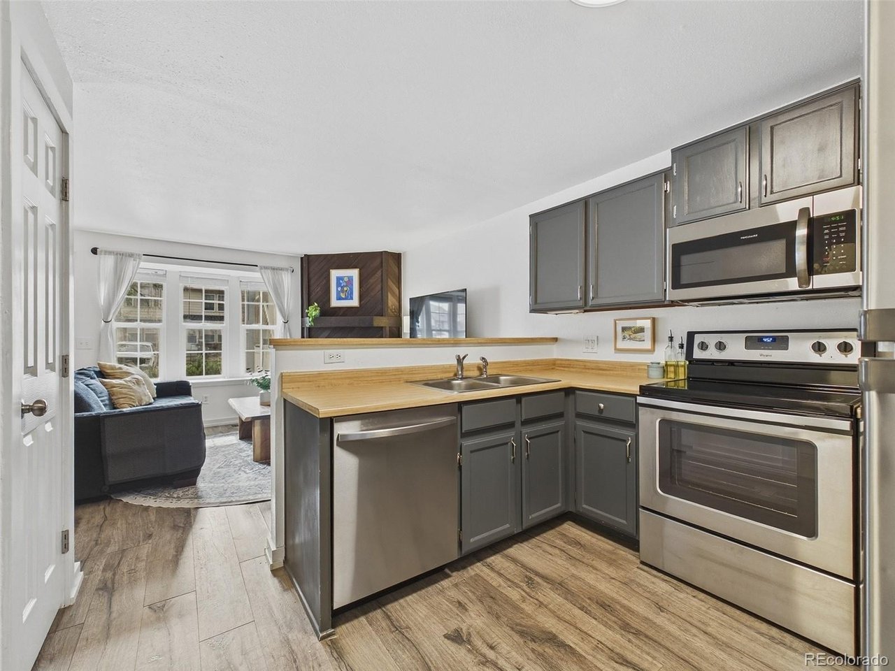 3062 W 107th Pl F