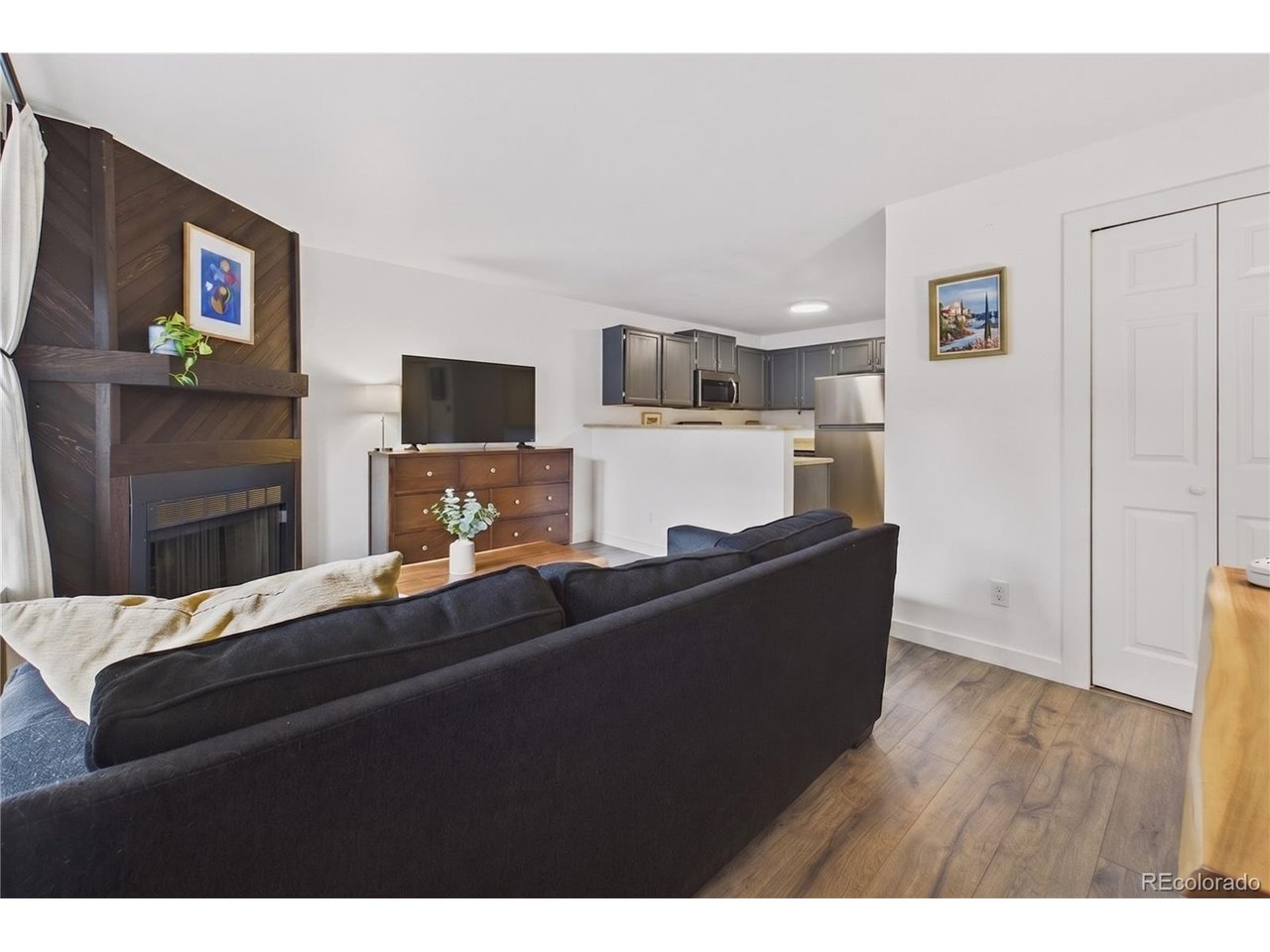 3062 W 107th Pl F