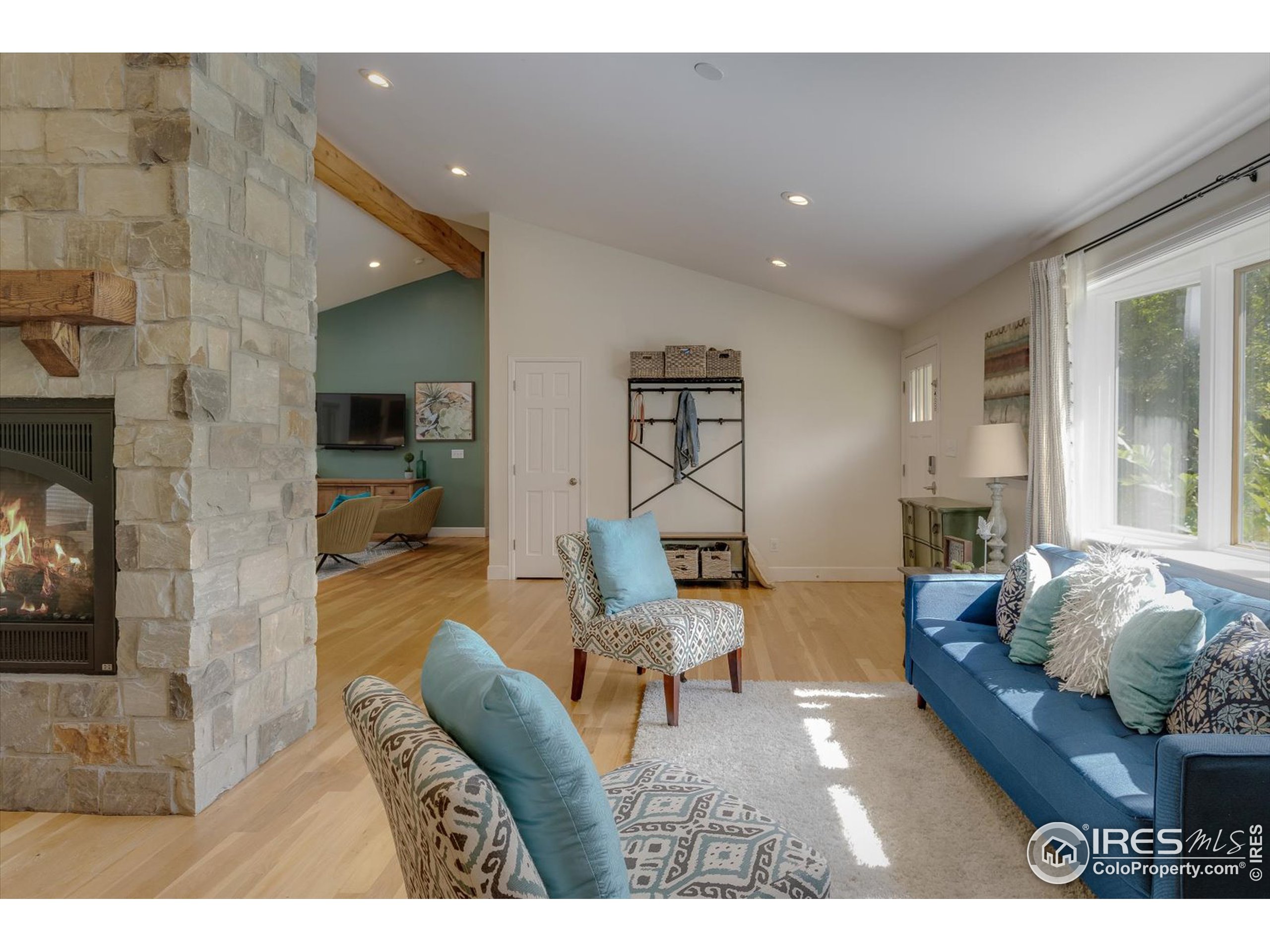 3513 Lakeview Cir