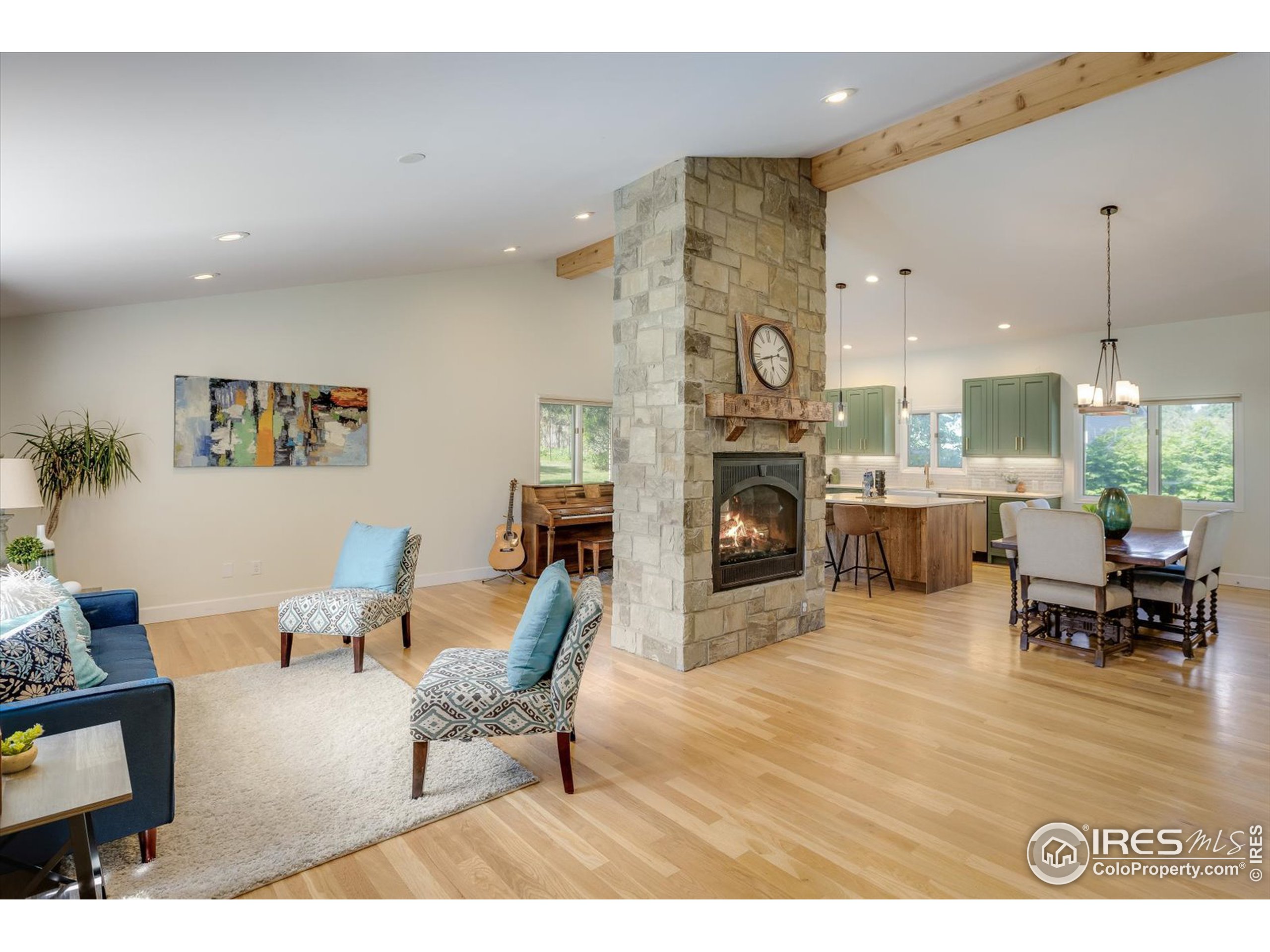 3513 Lakeview Cir