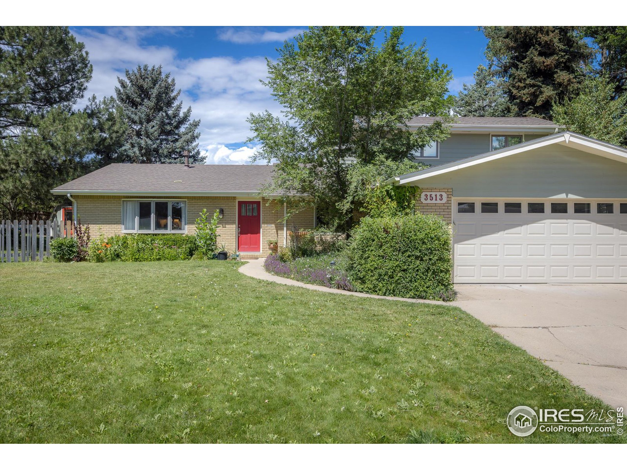 3513 Lakeview Cir
