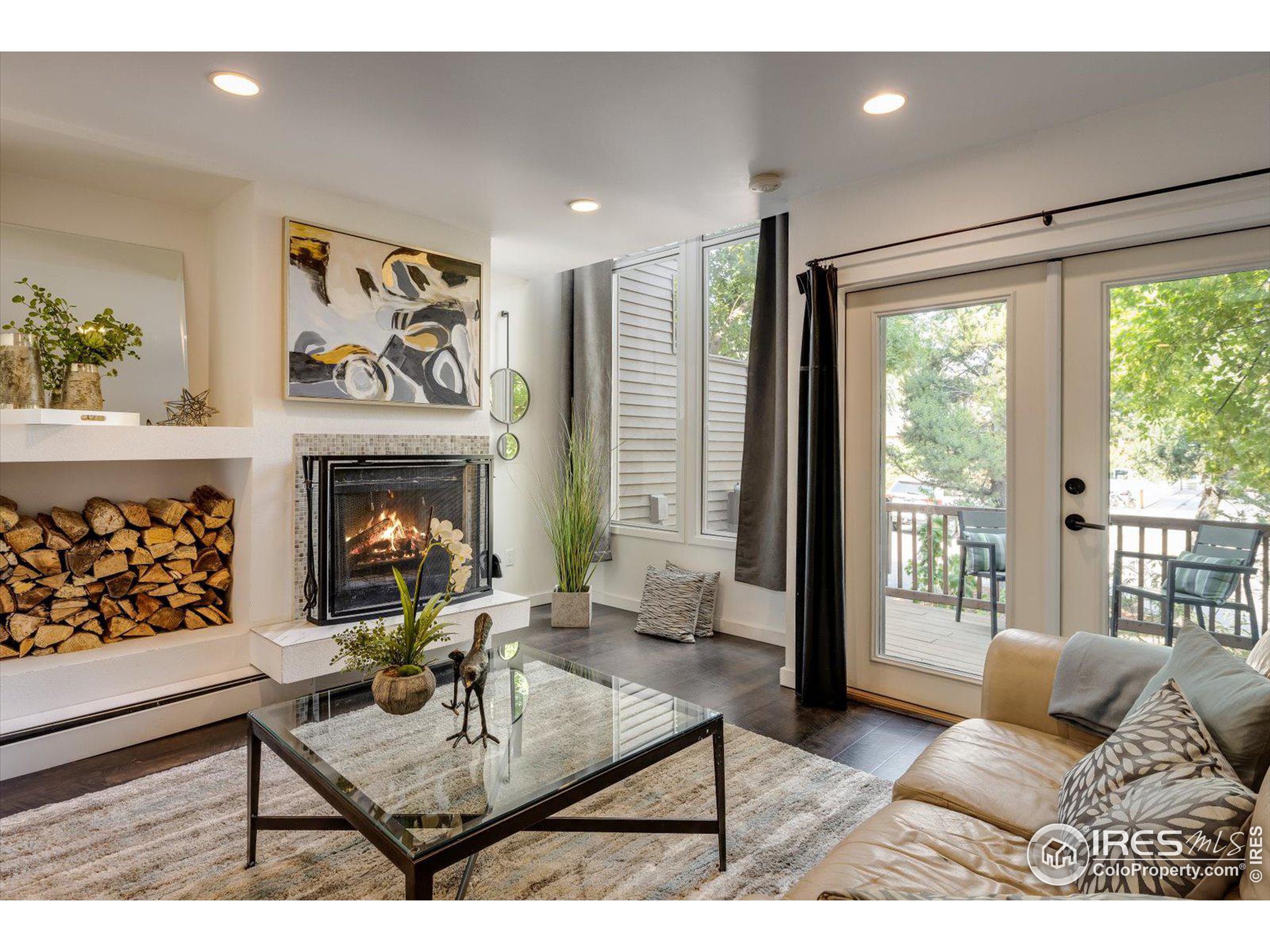 350 Arapahoe Ave 16