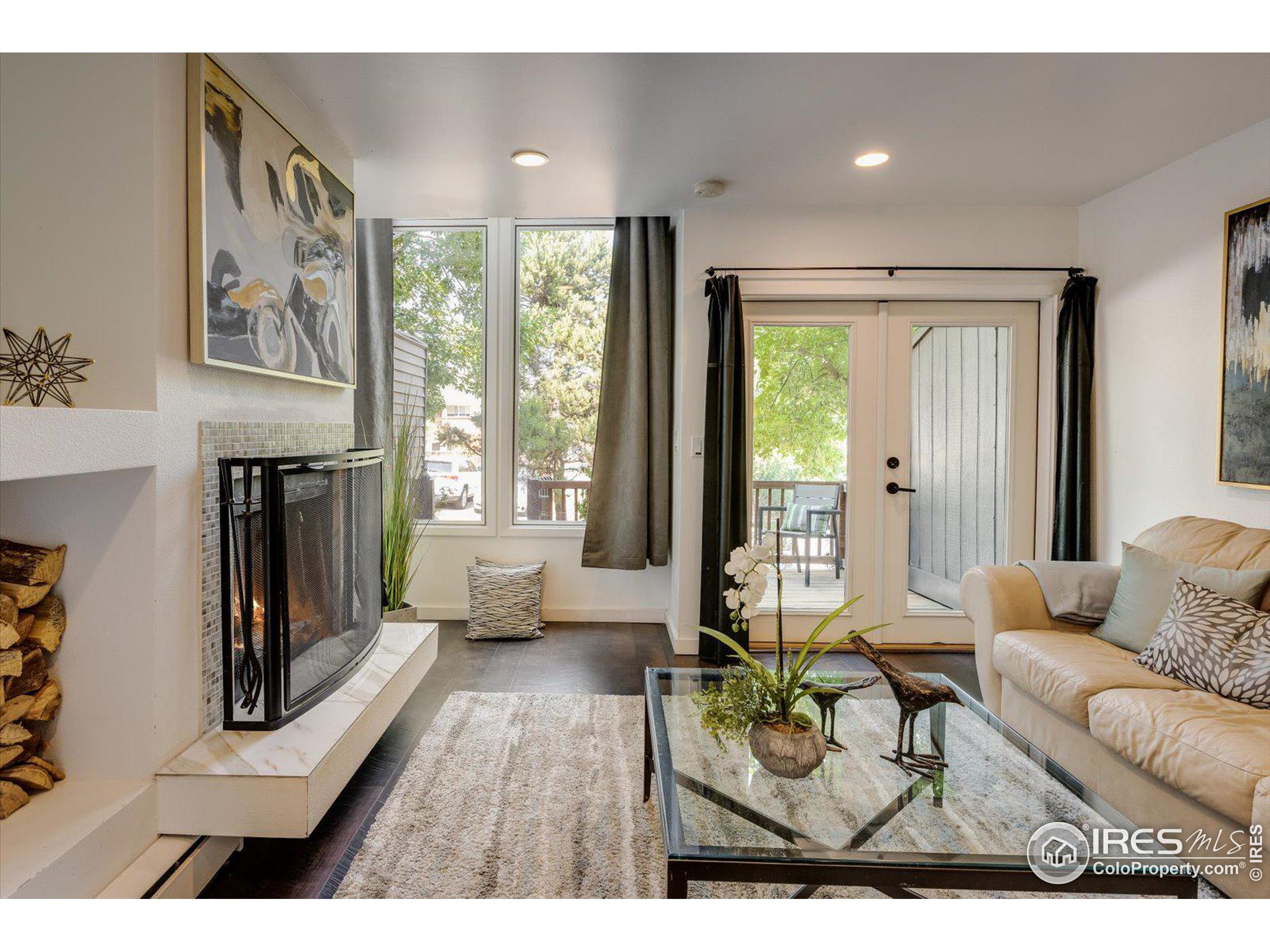 350 Arapahoe Ave 16