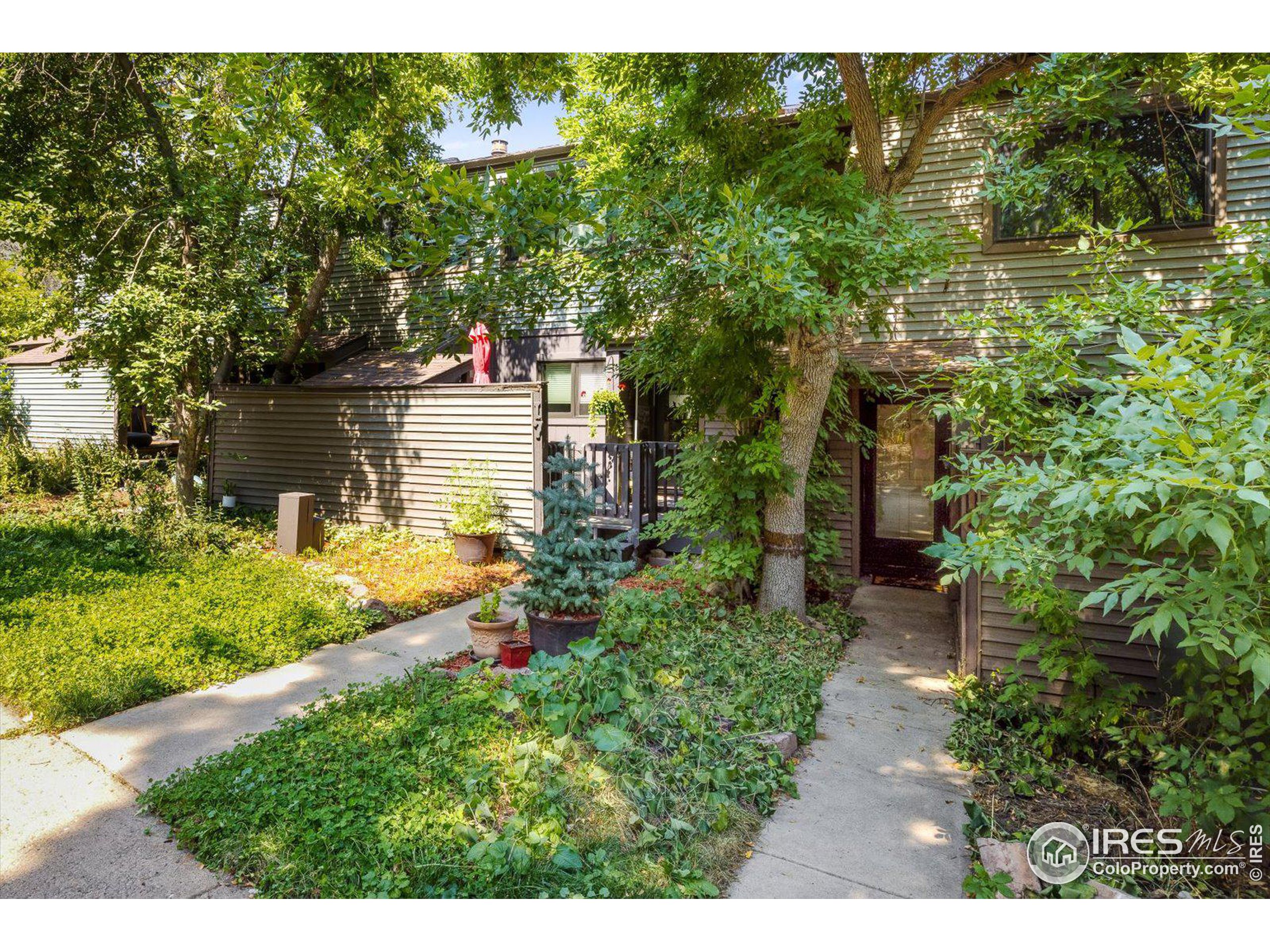 350 Arapahoe Ave 16