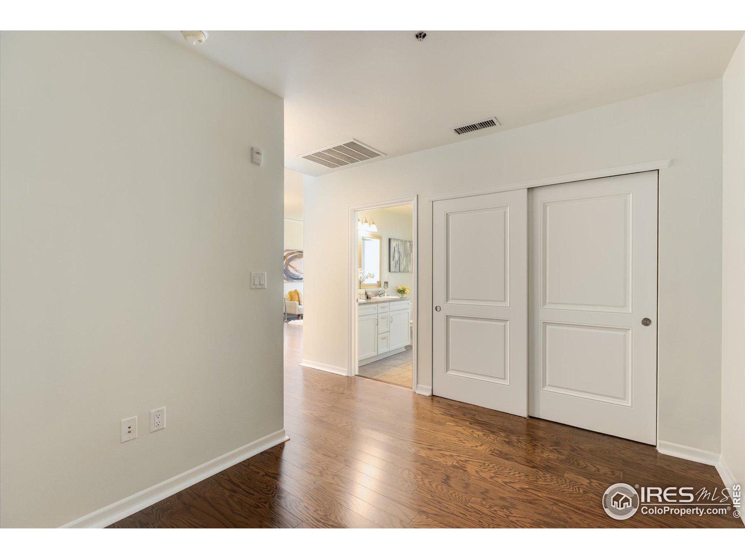 1975 N Grant St 410