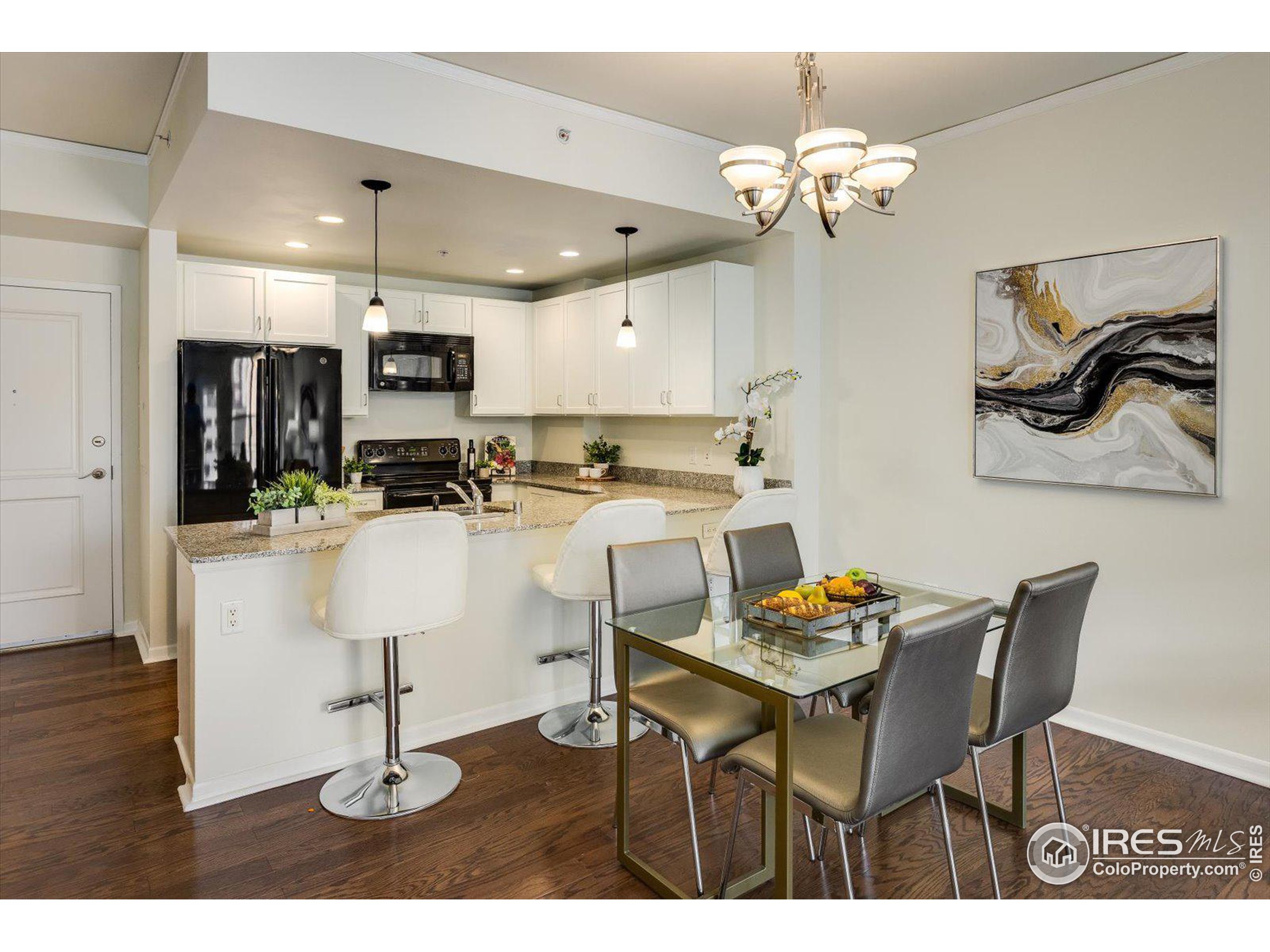 1975 N Grant St 410