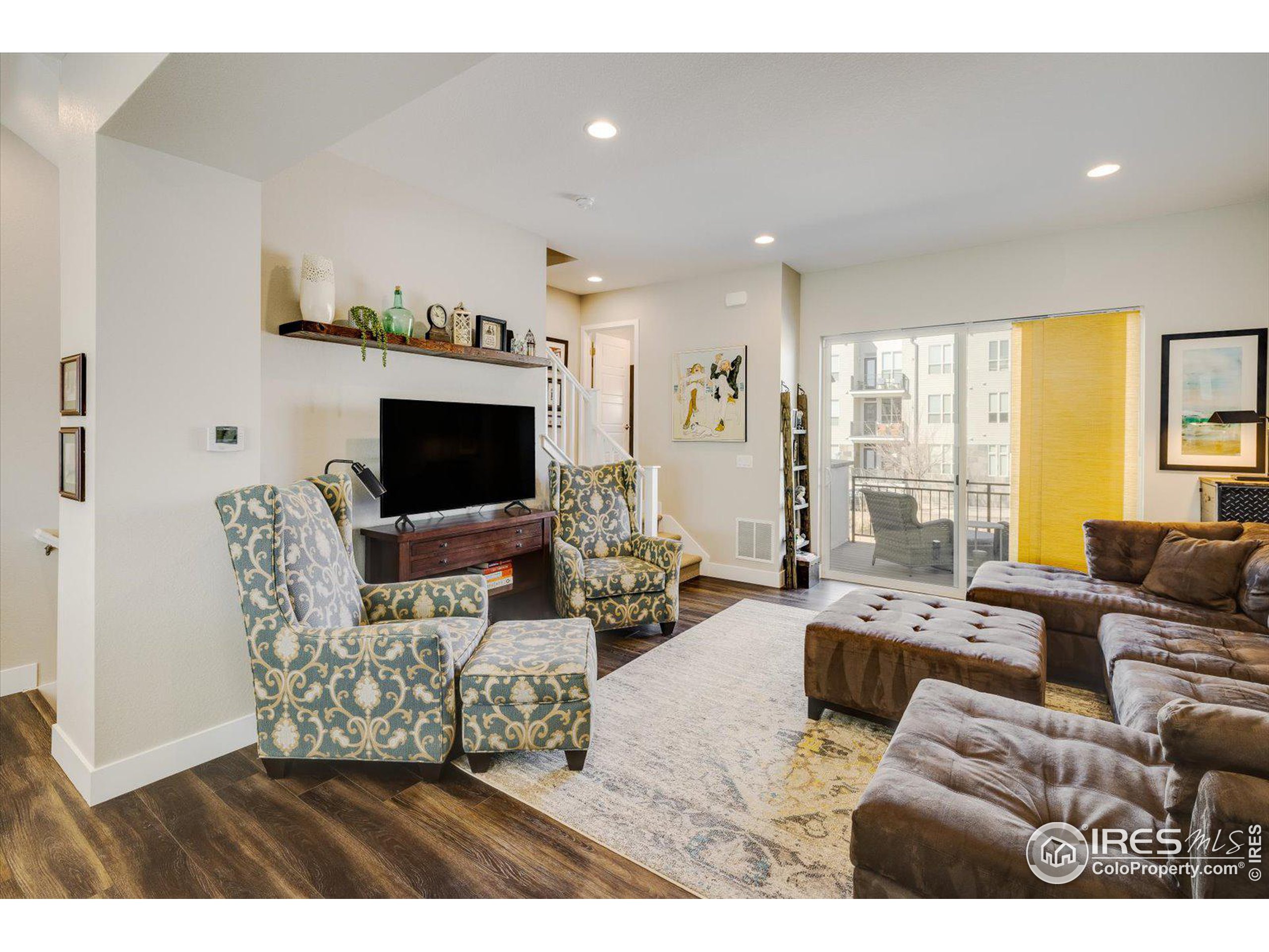 11428 Uptown Ave