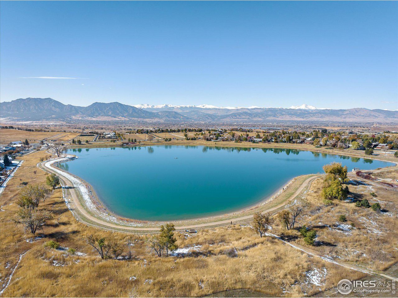 978 Arapahoe Cir