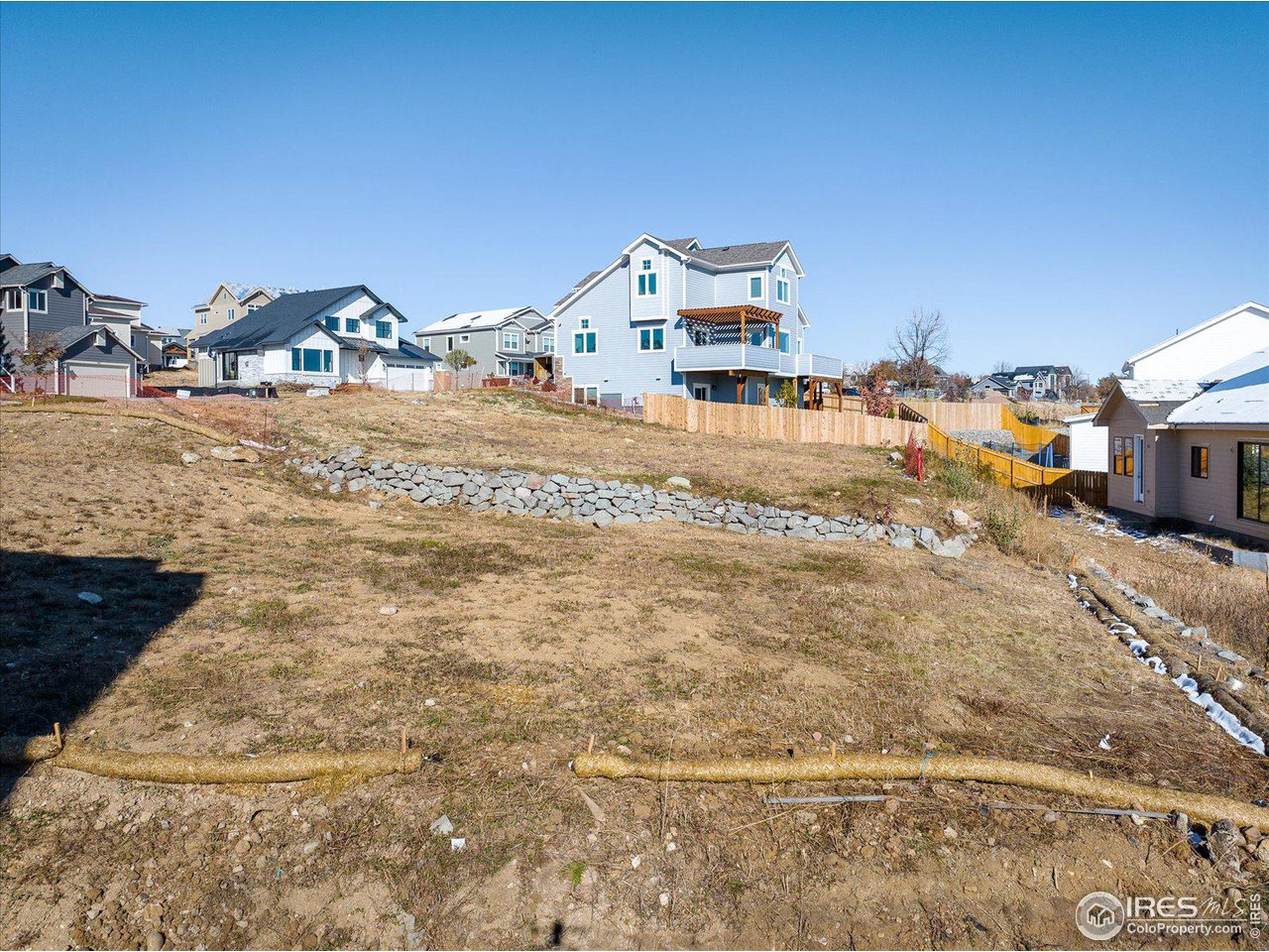 978 Arapahoe Cir