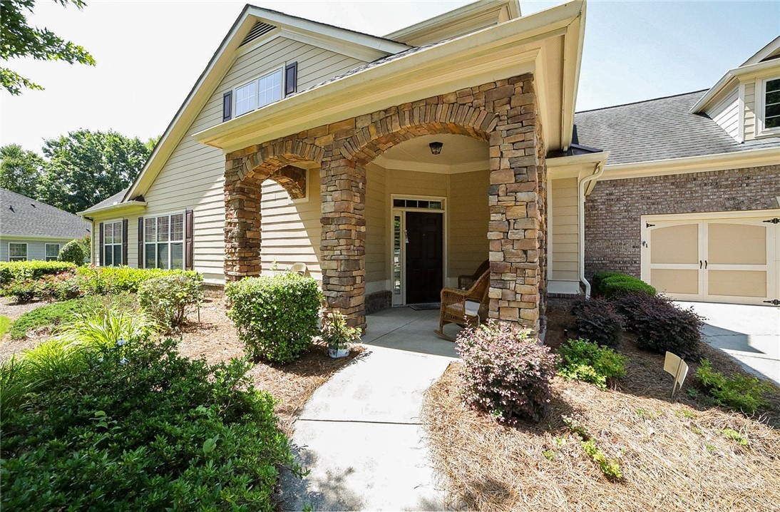 1290 Creek Vista Drive