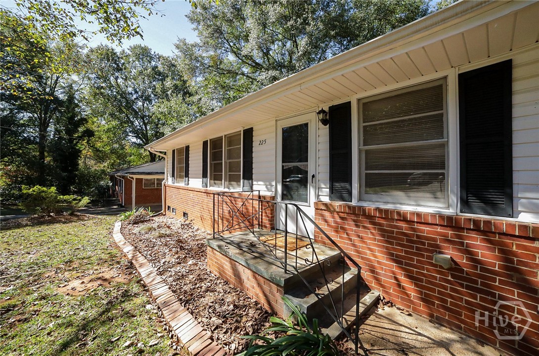 225 Knottingham Drive
