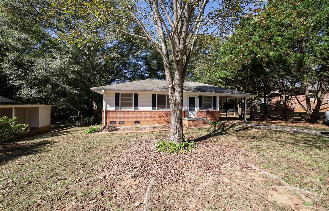 225 Knottingham Drive