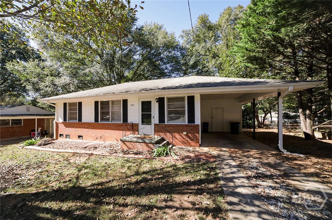 225 Knottingham Drive