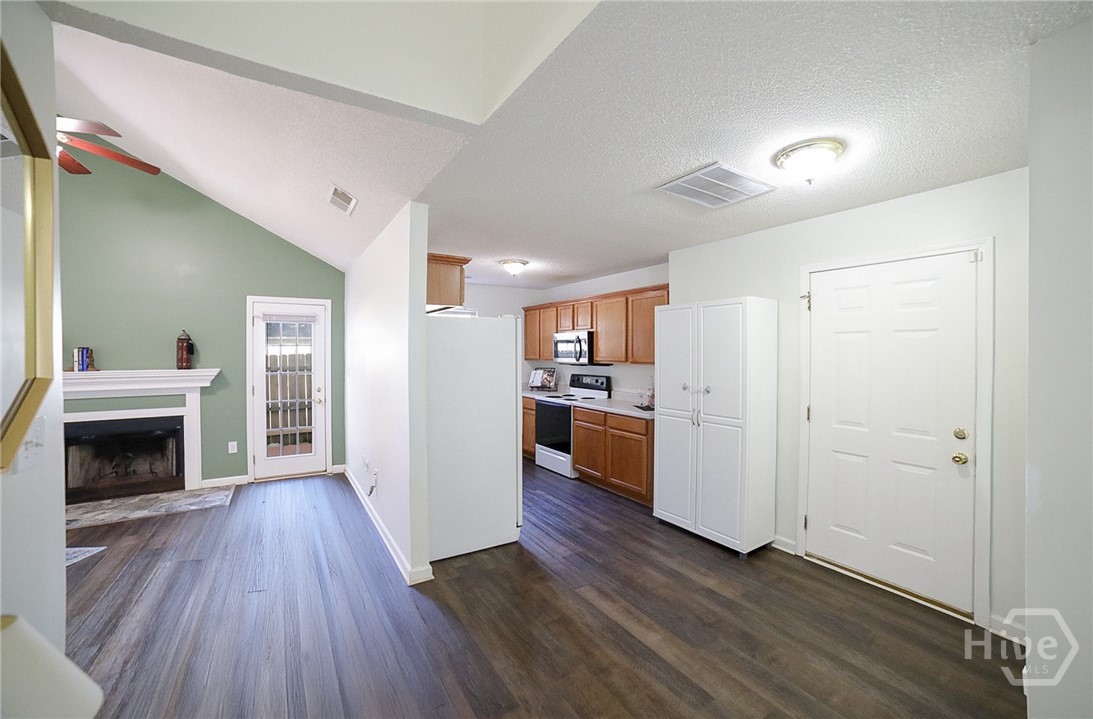1460 Towne Square Terrace
