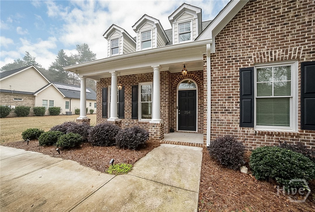 254 Pointe Place