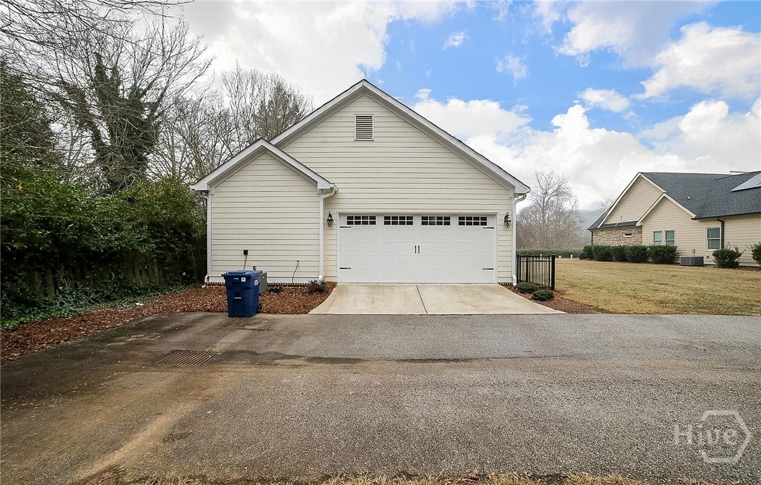 254 Pointe Place