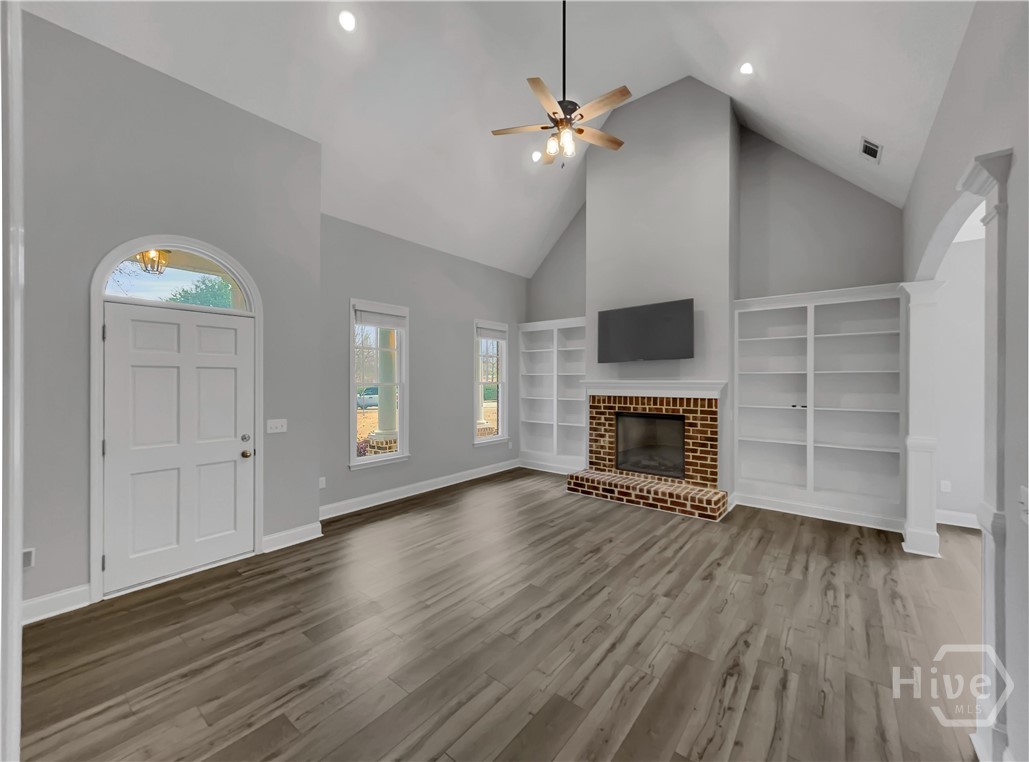 254 Pointe Place