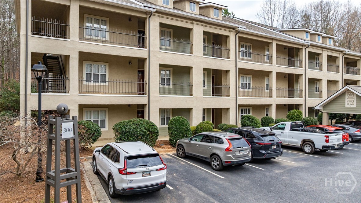 125 Wood Lake Drive 302