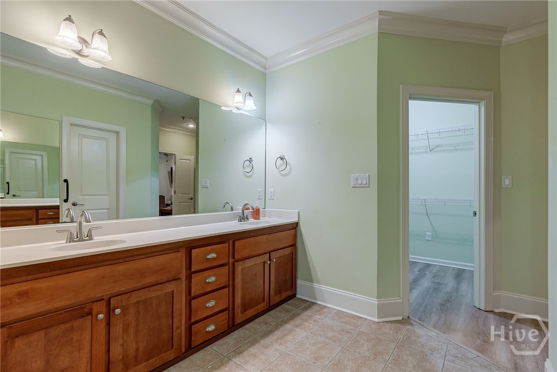125 Wood Lake Drive 302