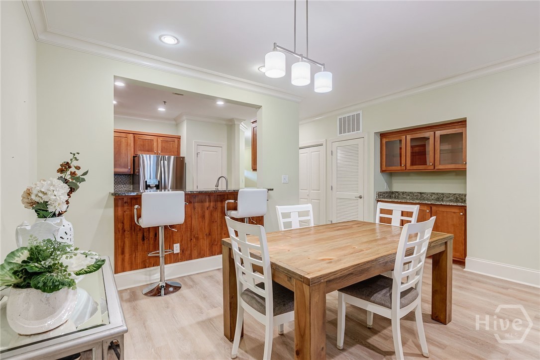 125 Wood Lake Drive 302