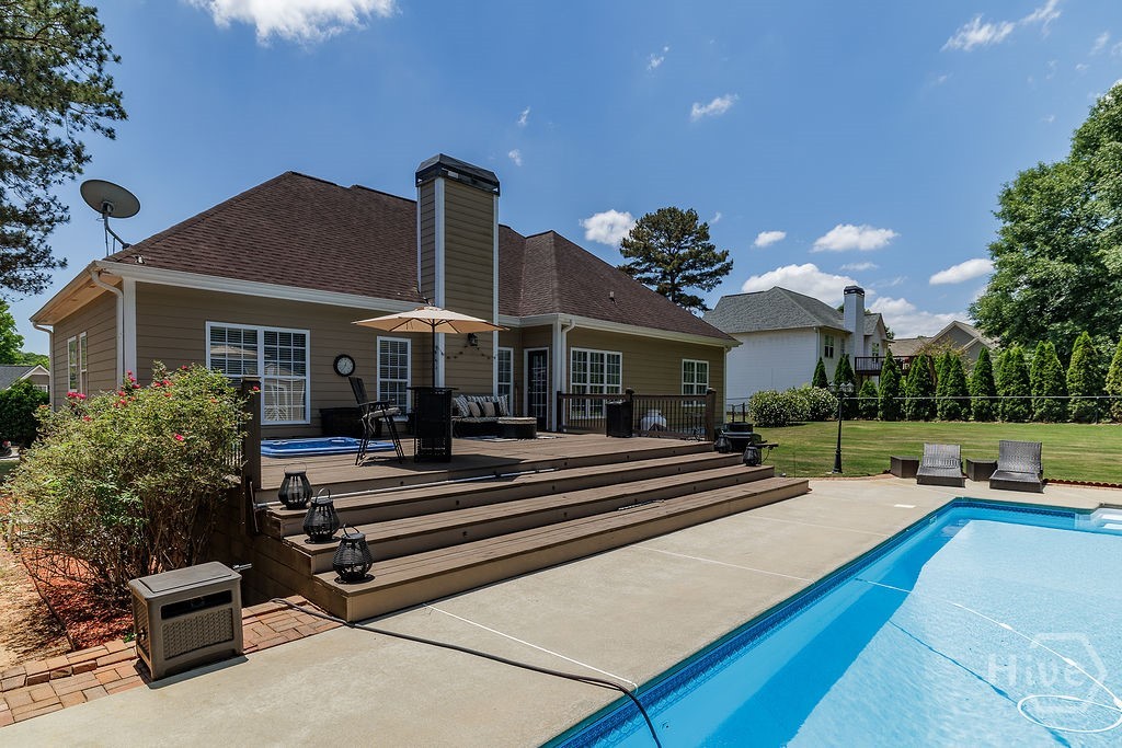121 Whisperwood Lane